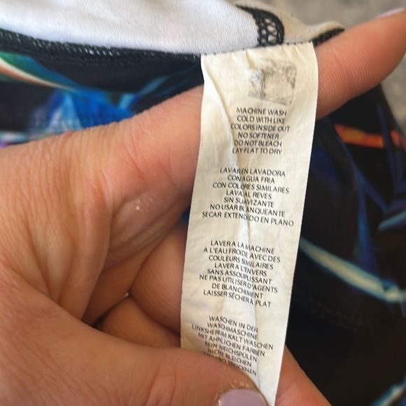 Fabletics salar define mid rise cropped yoga pant size large item 07-17 - Picture 8 of 9